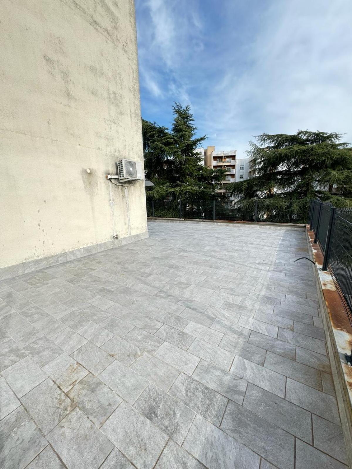 Apartament Delizioso Vintage Con Terrazo Frosinone Zewnętrze zdjęcie